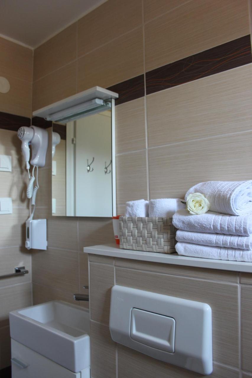 Apartmani Dienes Нови Винодолски Екстериор снимка